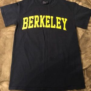 Uc Berkeley men’s small t shirt